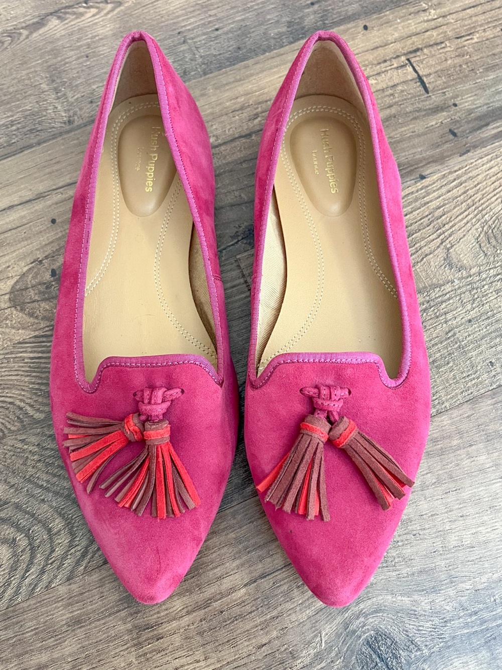NWOT HUSH PUPPIES Sadie Tassel Slip on Flats Pink Suede Loafers Shoes Womens 8